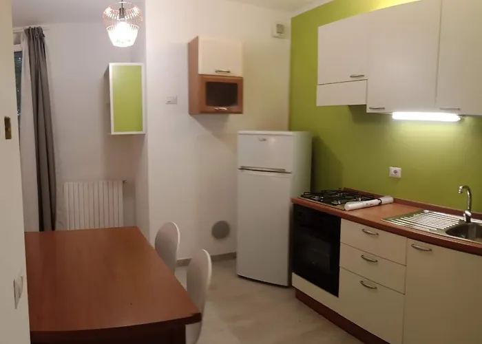 Gioiasulgarda アパート *